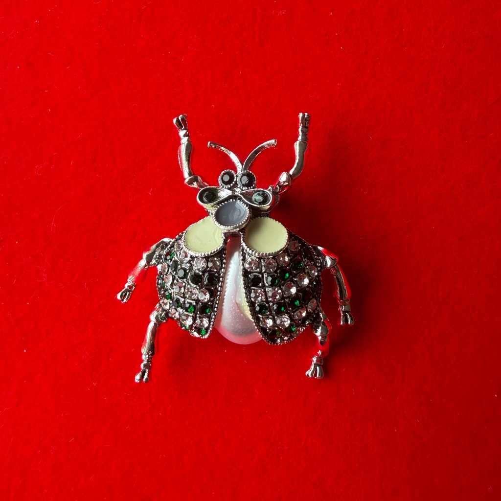 American Vintage Silver And Green Beetle Brooch 20$